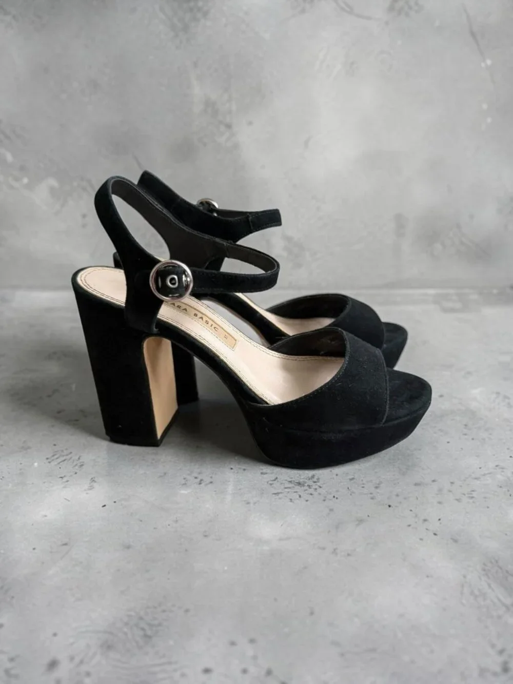 ZARA Black Ankle Strap Platform Heels Size 37 / US 6.5